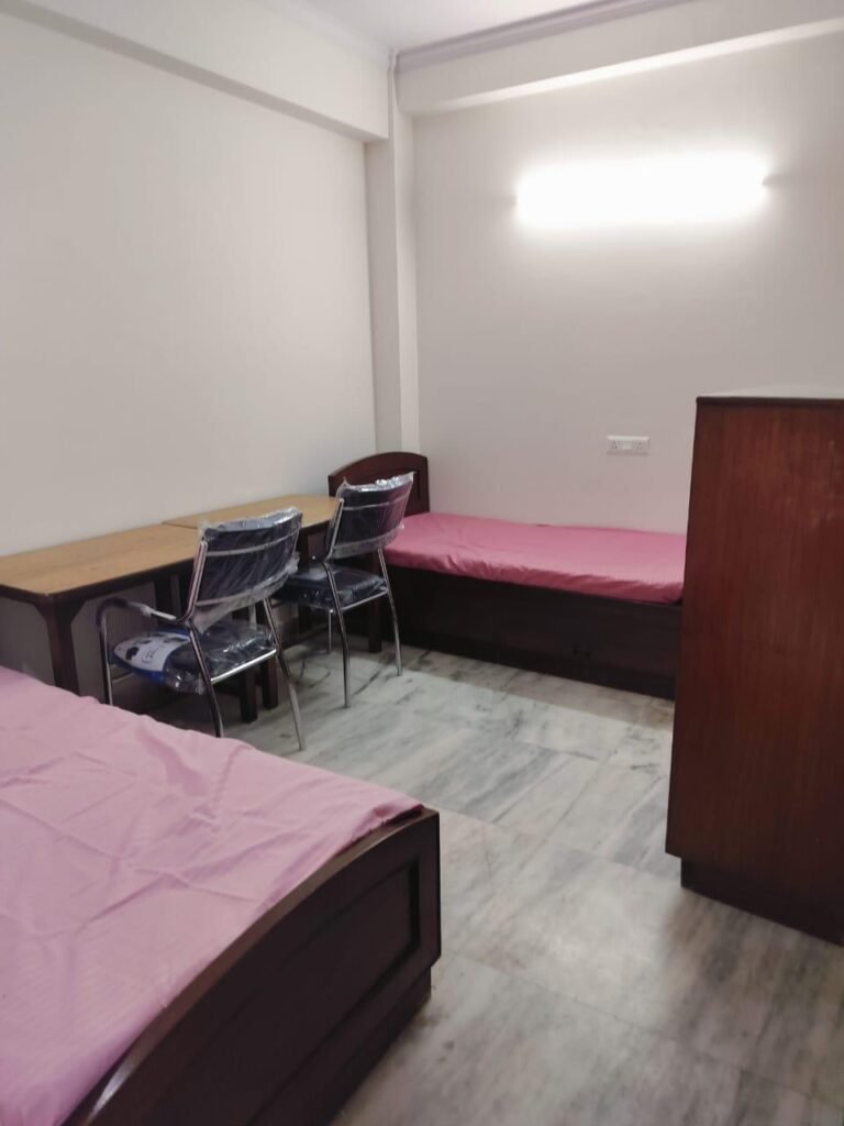 Radhika pg near dams coaching